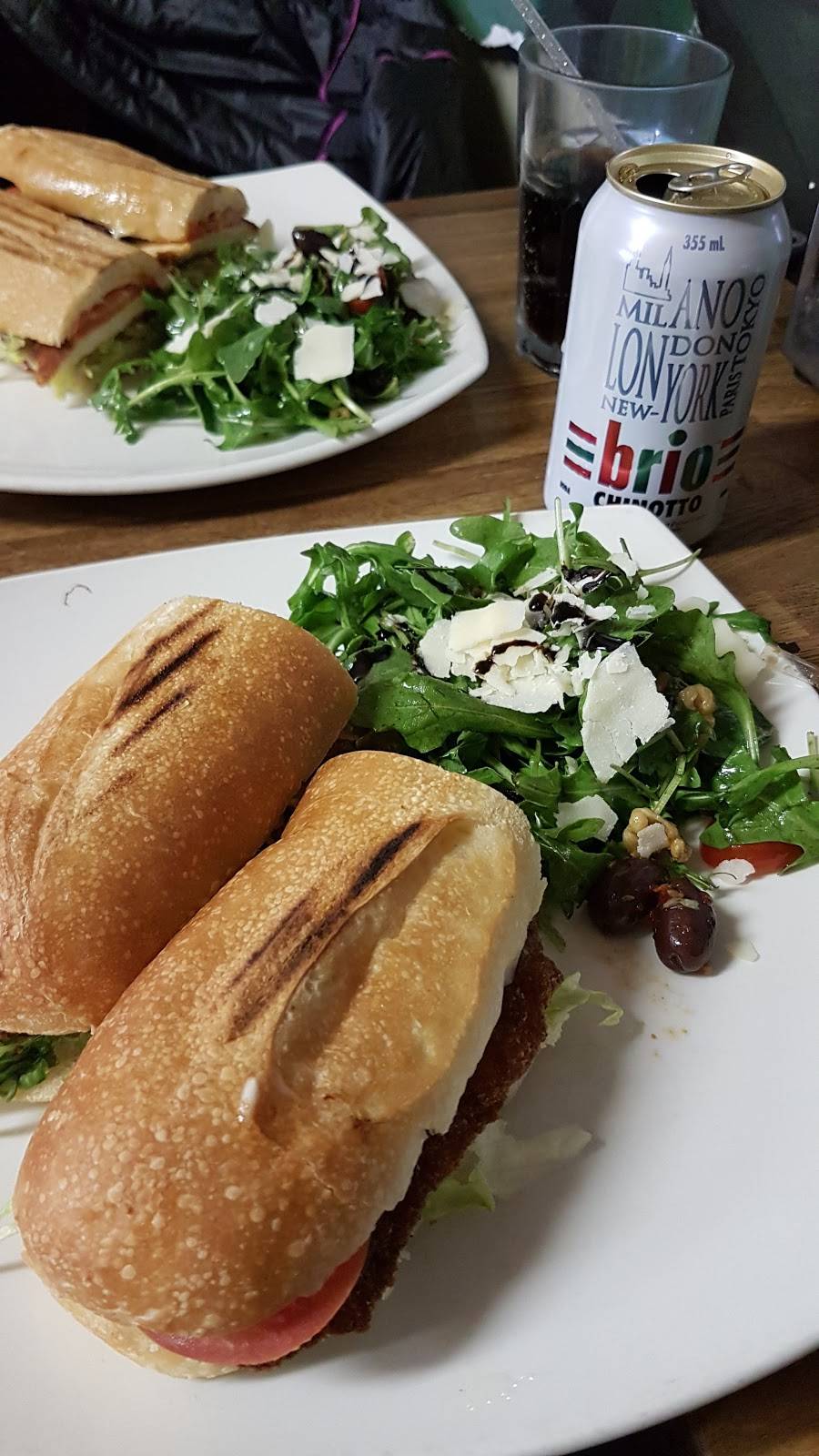 Cafe Gentile | restaurant | 9299 Av du Parc, Montréal, QC H2N 2A2, Canada | 5143839299 OR +1 514-383-9299