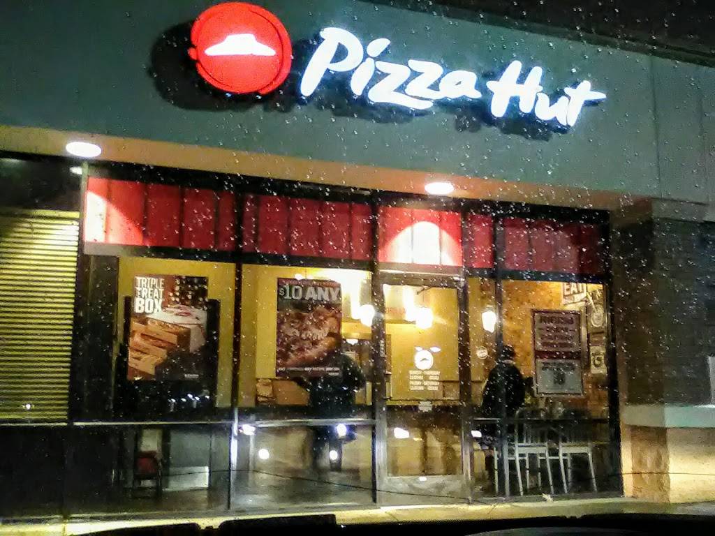 Pizza Hut | meal takeaway | 3980 Goodman Rd, Horn Lake, MS 38637, USA | 6623936645 OR +1 662-393-6645