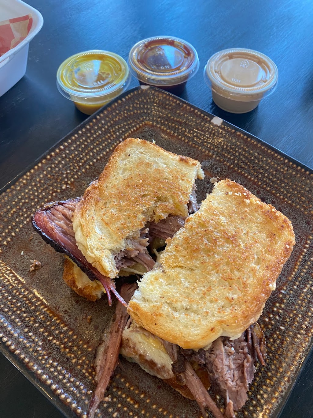 Fletchy’s Smokehouse | restaurant | 150 S Washington St, Oxford, MI 48371, USA | 2488004064 OR +1 248-800-4064