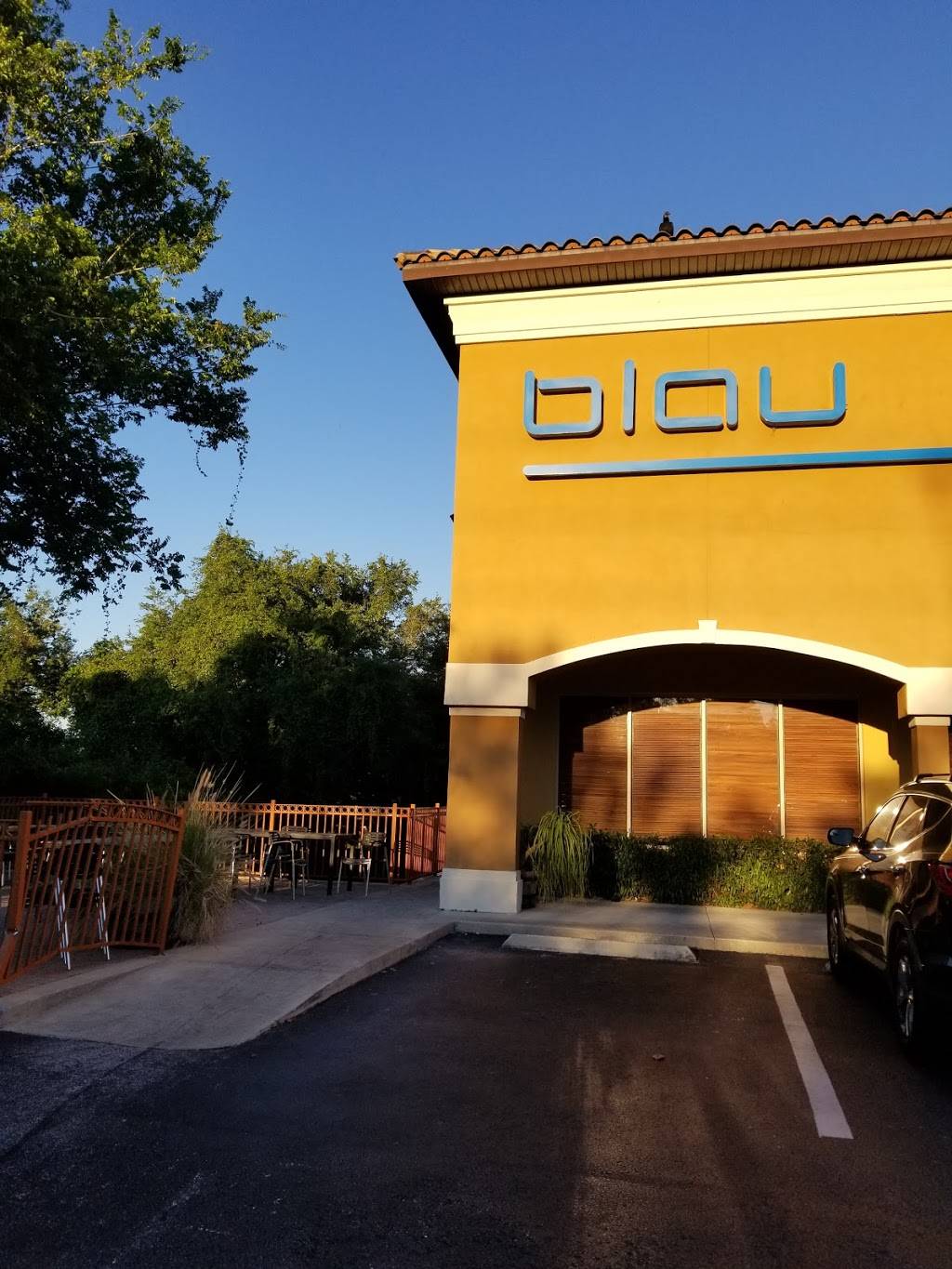 Blau | restaurant | 175 S Nova Rd, #1 & 2, Ormond Beach, FL 32174, USA | 3864927925 OR +1 386-492-7925