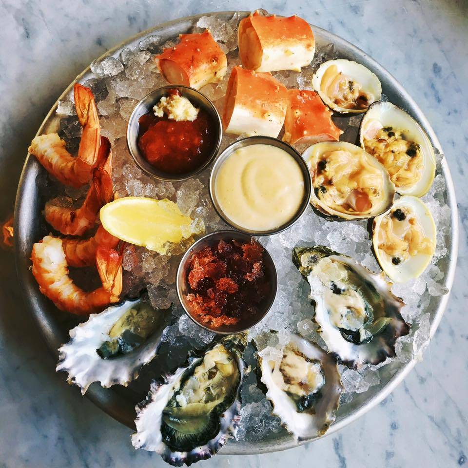 Oyster Bah | restaurant | 1962 N Halsted St, Chicago, IL 60614, USA | 7732483000 OR +1 773-248-3000