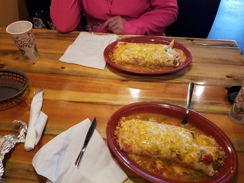 Mi Cocina Express | restaurant | 137 W County Line Rd, Littleton, CO 80129, USA | 3037953552 OR +1 303-795-3552