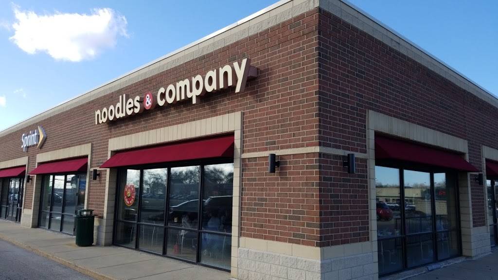 Noodles and Company | restaurant | 4912 Northwest Hwy, Crystal Lake, IL 60014, USA | 8154594400 OR +1 815-459-4400
