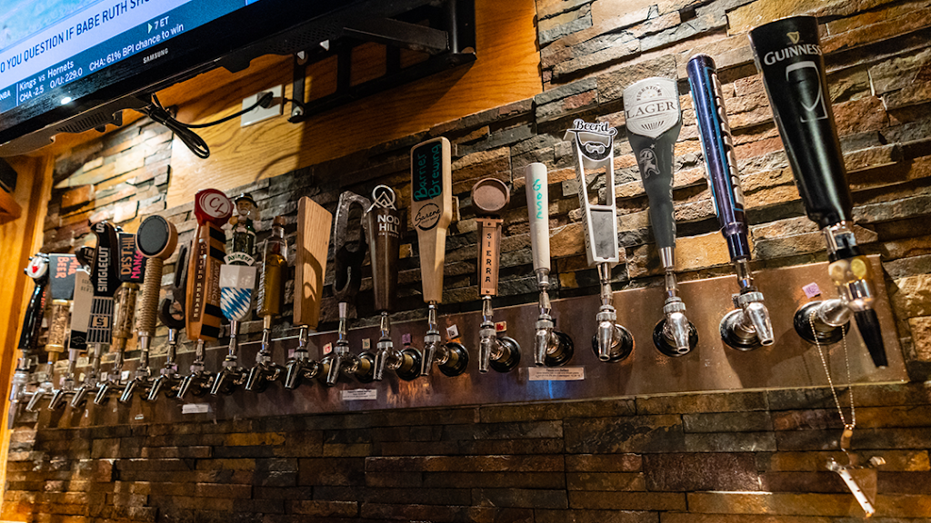 Widow Browns Cafe | restaurant | 128 Federal Rd, Danbury, CT 06811, USA | 2037437021 OR +1 203-743-7021