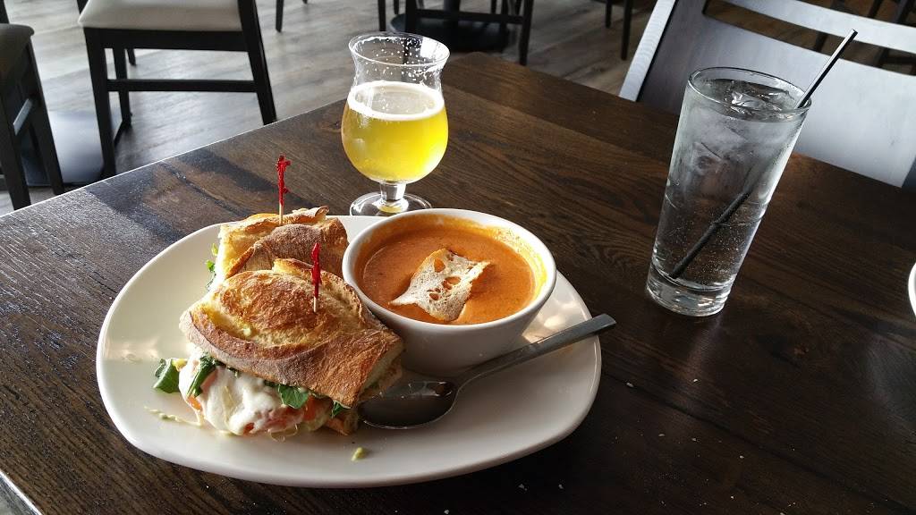 Trezeros Kitchen + Tap | restaurant | 302 W Northwest Hwy, Mt Prospect, IL 60056, USA | 8477494020 OR +1 847-749-4020