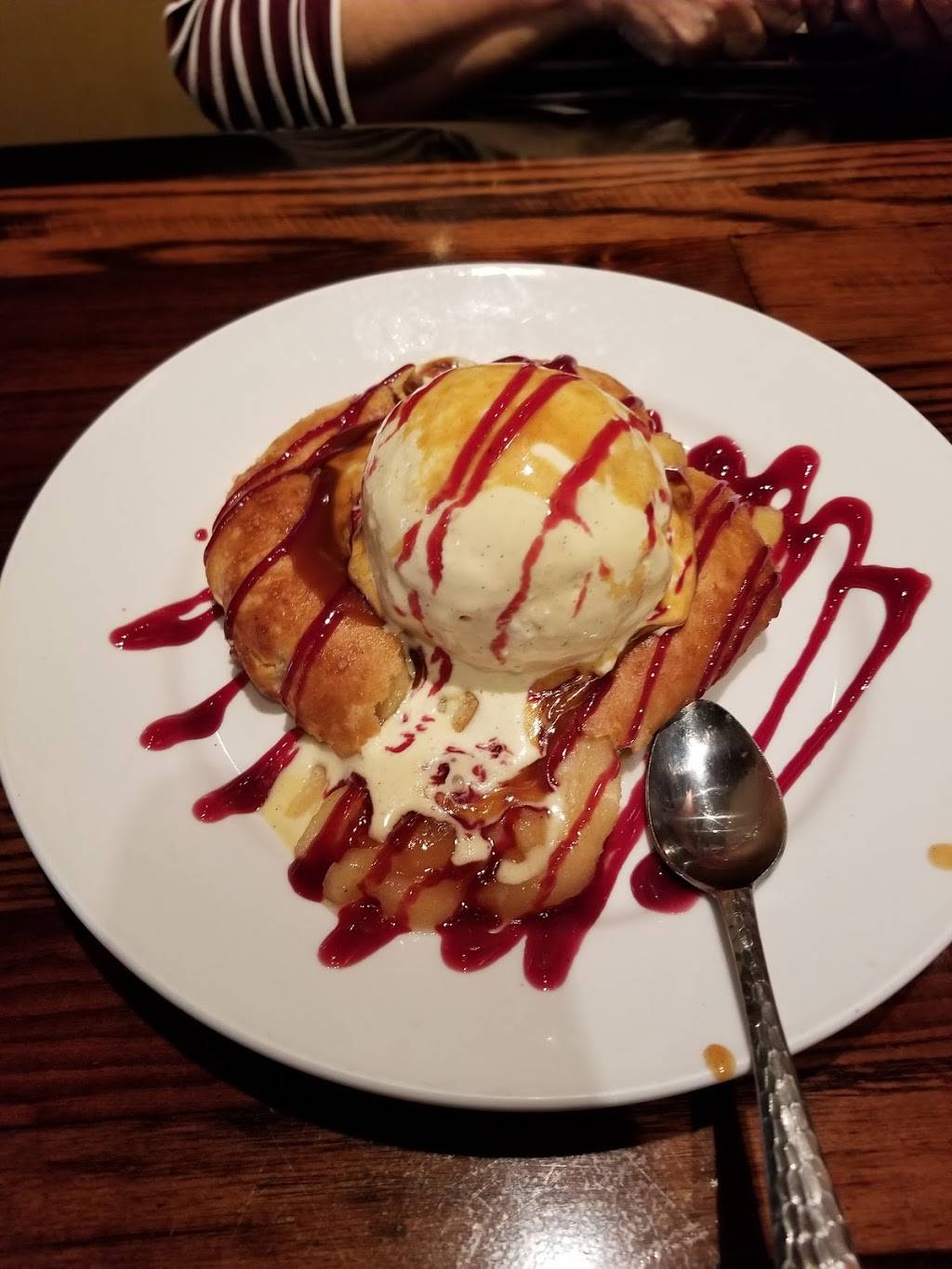 LongHorn Steakhouse | meal takeaway | 5706 W Loop 1604 N, San Antonio, TX 78251, USA | 2106883789 OR +1 210-688-3789