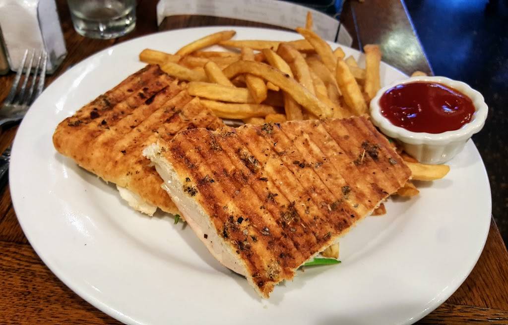 Davenport Roadhouse Restaurant and Inn | restaurant | 1 Davenport Ave, Davenport, CA 95017, USA | 8314268801 OR +1 831-426-8801