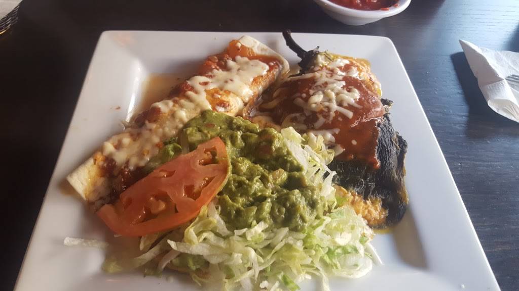 La Parrillada | restaurant | 7960 Crescent Park Dr, Gainesville, VA 20155, USA | 5712619352 OR +1 571-261-9352