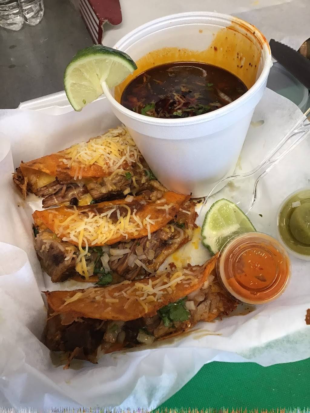 Chihuas Mexican Grill Food Truck | restaurant | 18400 E 22nd Ave, Aurora, CO 80011, USA | 7203654542 OR +1 720-365-4542