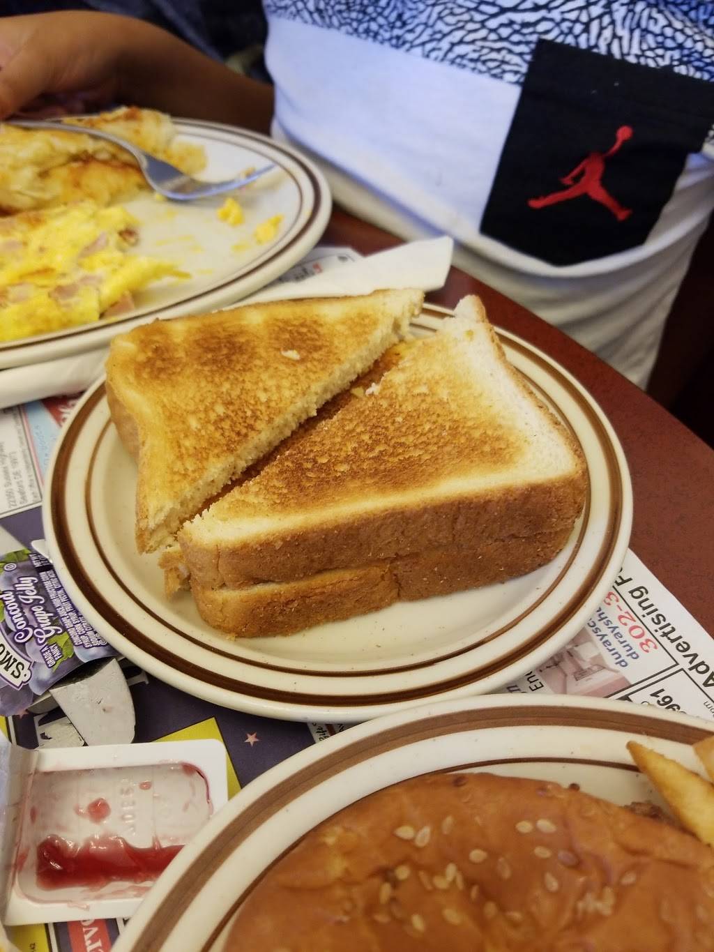 Stargate Diner | restaurant | 23415 Sussex Hwy, Seaford, DE 19973, USA | 3026294894 OR +1 302-629-4894