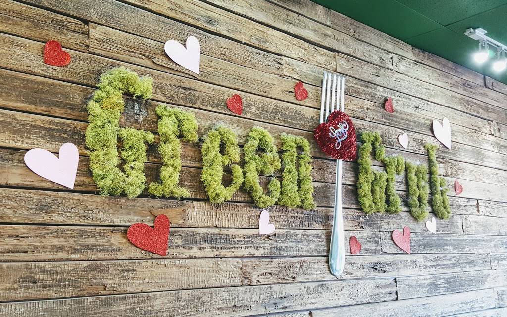 Green Grub | restaurant | 2922 Geer Rd, Turlock, CA 95382, USA | 2096674131 OR +1 209-667-4131