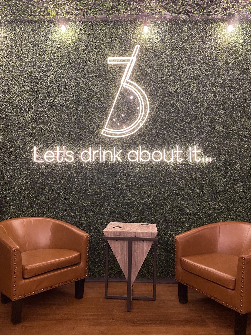 Three Bridges Distillery & Taproom | restaurant | 240 E Main St Unit A, Midland, MI 48640, USA | 9894231533 OR +1 989-423-1533