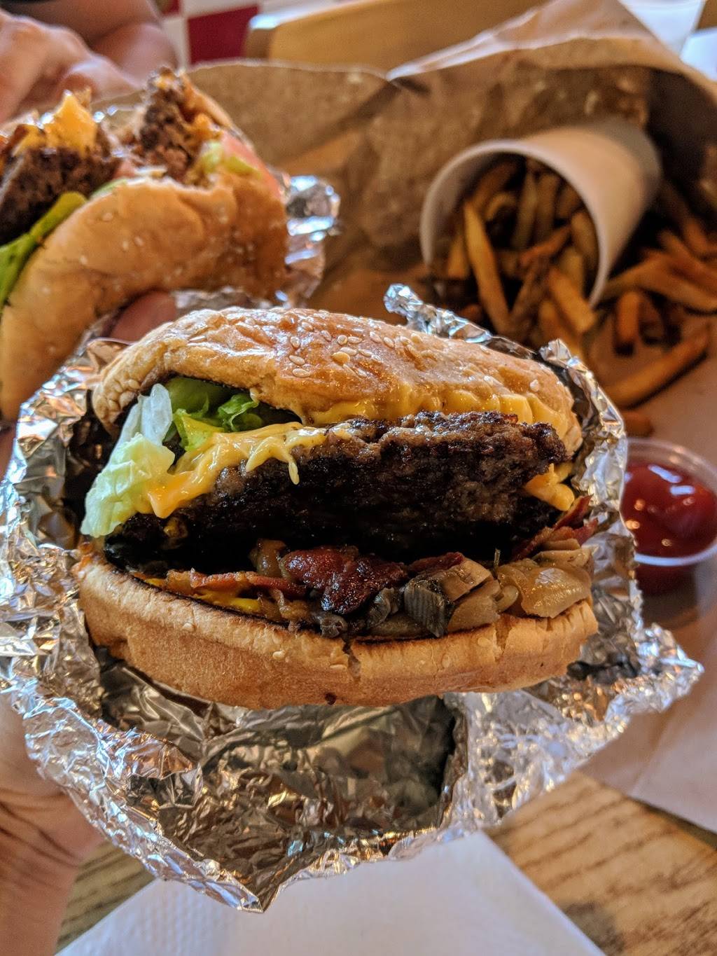Five Guys | meal takeaway | 2098 W El Camino Real, Mountain View, CA 94040, USA | 6509621882 OR +1 650-962-1882
