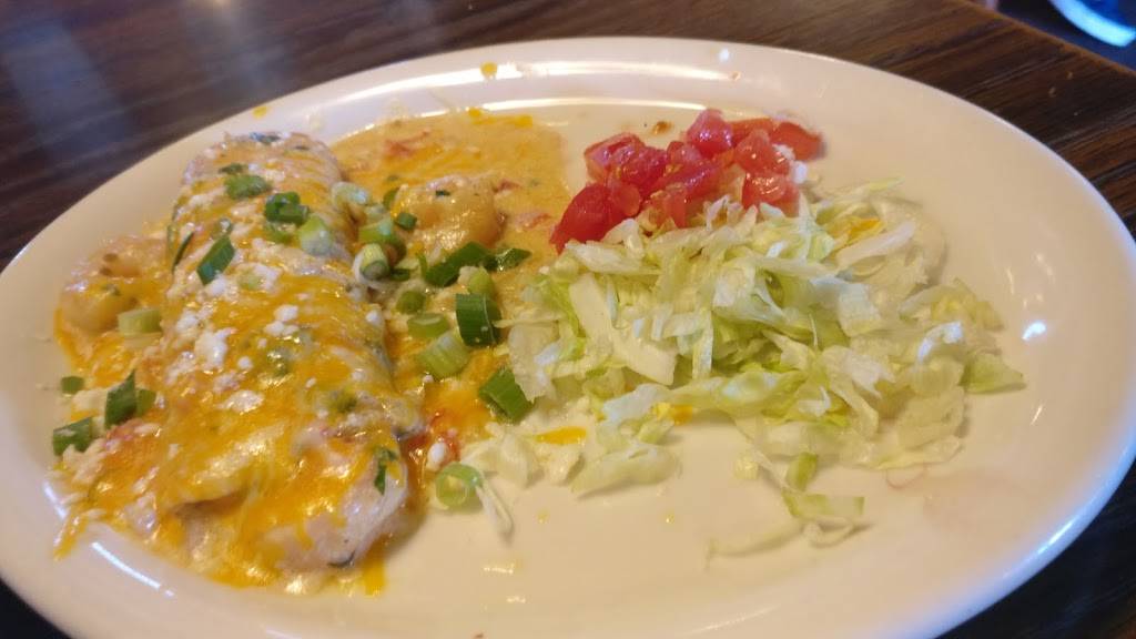 La Tapatia | restaurant | 340 W Grand Ave, Escondido, CA 92025, USA | 7607478282 OR +1 760-747-8282