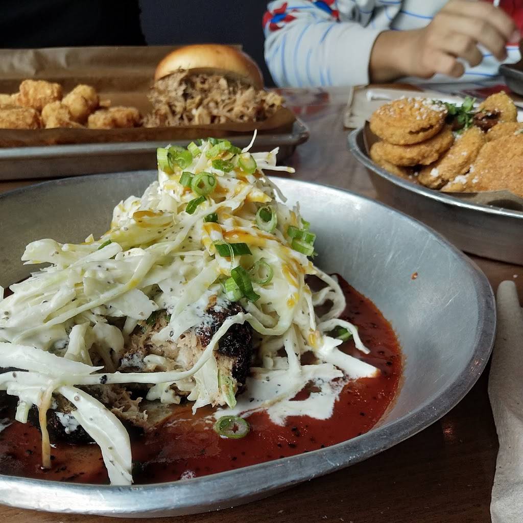 Feast BBQ | restaurant | 909 E Market St #100, Louisville, KY 40206, USA | 5027499900 OR +1 502-749-9900