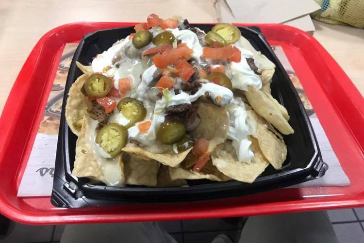 Del Taco | meal takeaway | 26270 Bouquet Canyon Rd, Saugus, CA 91350, USA | 6612552121 OR +1 661-255-2121