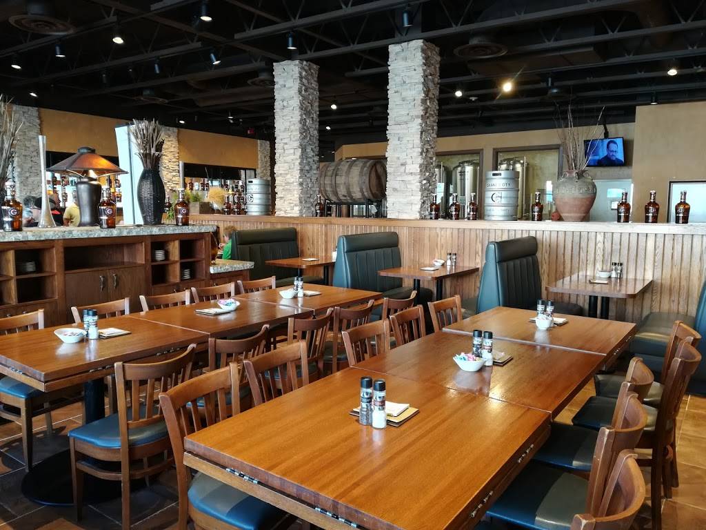 Granite City Food & Brewery | restaurant | 8461 NW Prairie View Rd, Kansas City, MO 64153, USA | 8165873838 OR +1 816-587-3838