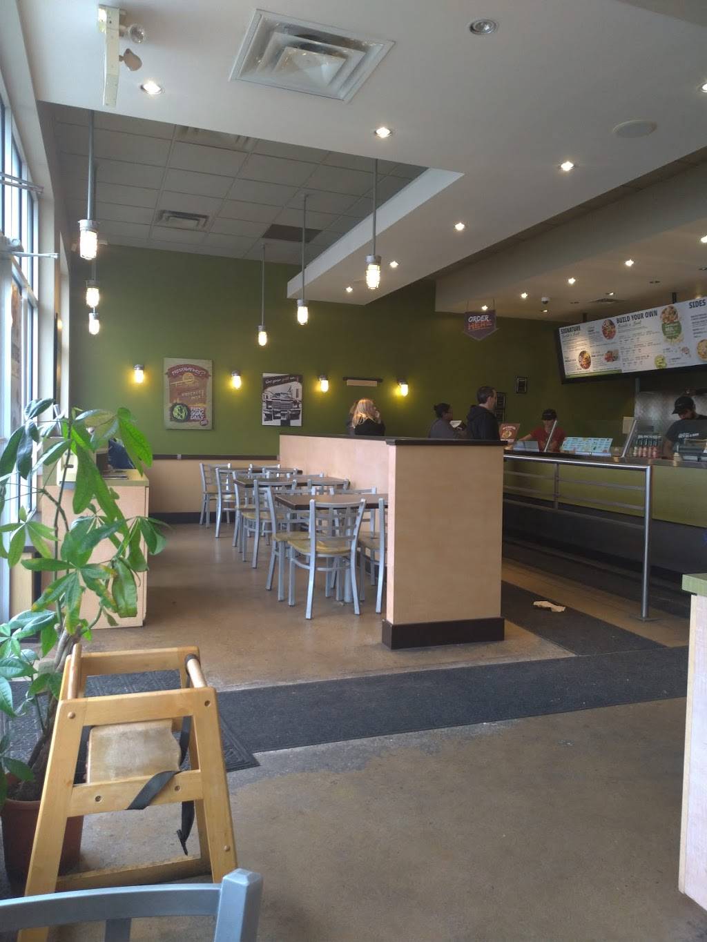 Mucho Burrito Fresh Mexican Grill | restaurant | 2963 Argentia Rd #3, Mississauga, ON L5N 0A2, Canada | 9058268888 OR +1 905-826-8888