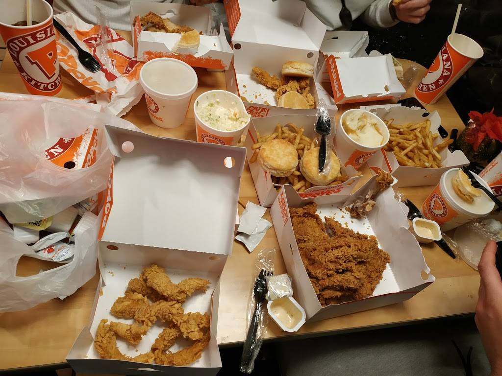 Popeyes Louisiana Kitchen | restaurant | 1412 N Main St, Gainesville, FL 32601, USA | 3523771733 OR +1 352-377-1733