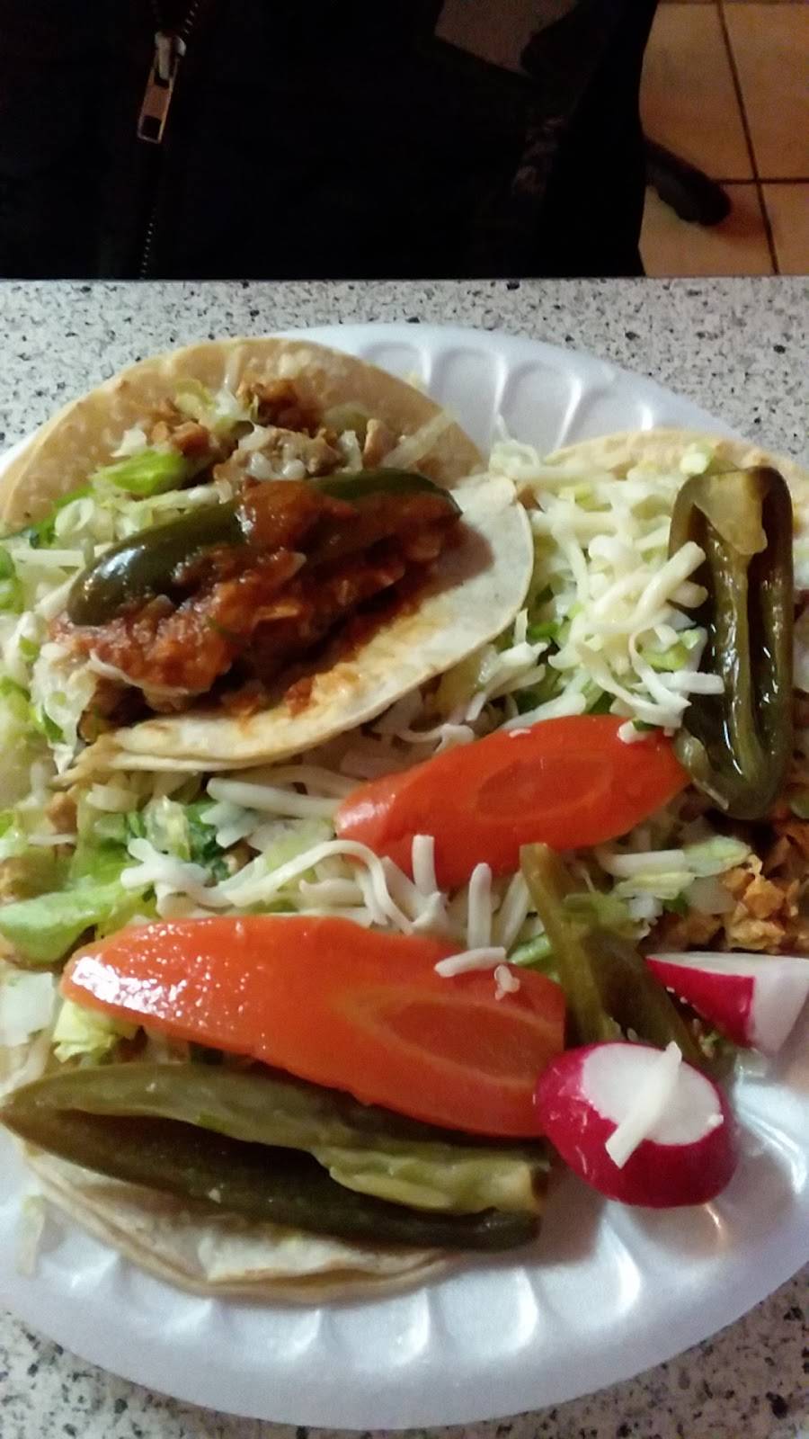 Las Morenas Taqueria | restaurant | 585 River Rd, Eugene, OR 97404, USA | 5414631389 OR +1 541-463-1389