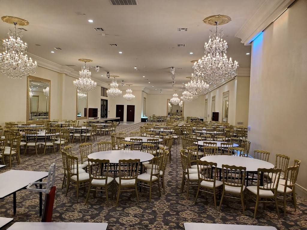 R Banquet | restaurant | 651 W Whittier Blvd, La Habra, CA 90631, USA | 6266183032 OR +1 626-618-3032