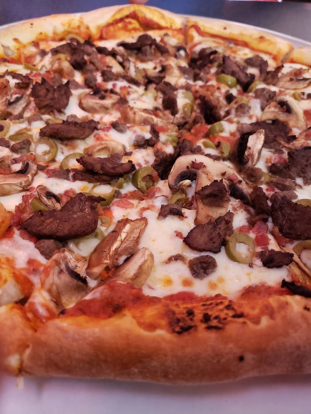 Moms Diner | restaurant | 213 N Defiance St, Archbold, OH 43502, USA | 4194455060 OR +1 419-445-5060