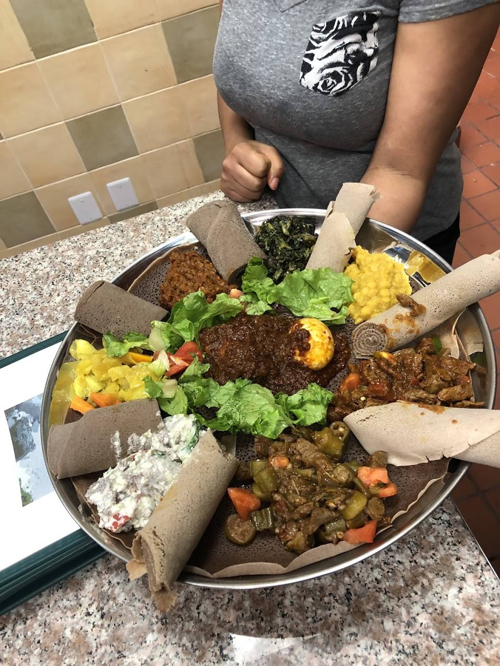 Blue Nile | restaurant | 160 14th St, Oakland, CA 94612, USA | 5102509609 OR +1 510-250-9609