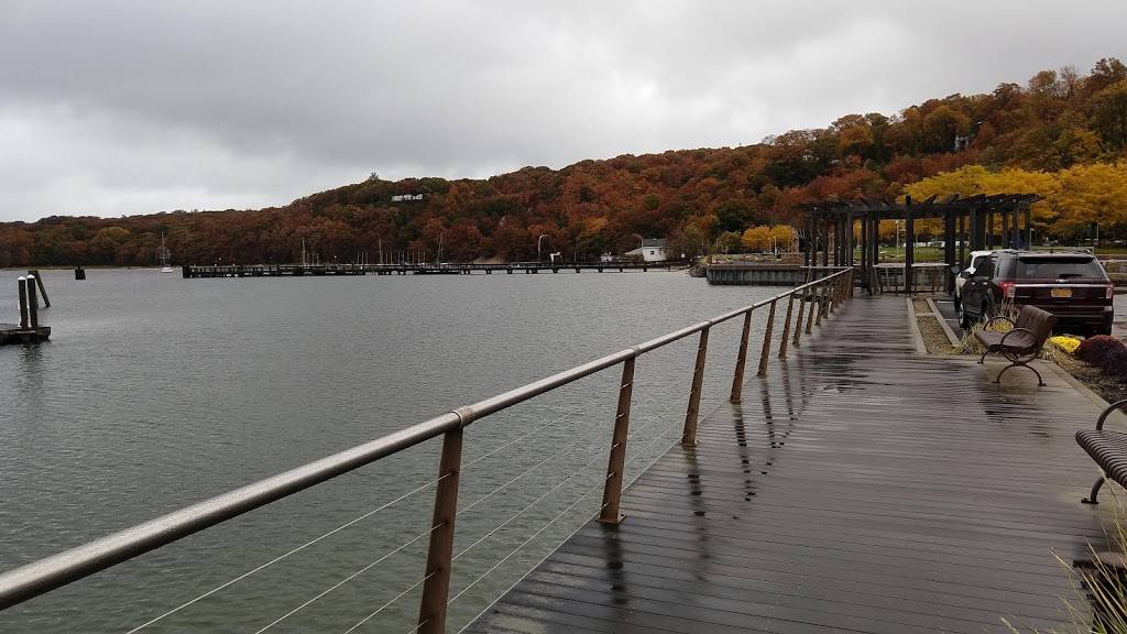 Starbucks | cafe | 201 Main St Unit C, Port Jefferson, NY 11777, USA | 6314763791 OR +1 631-476-3791