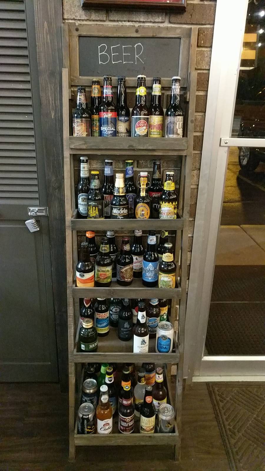 Downtown Pizza Thiensville / Mequon | restaurant | 227 S Main St, Thiensville, WI 53092, USA | 2623874992 OR +1 262-387-4992