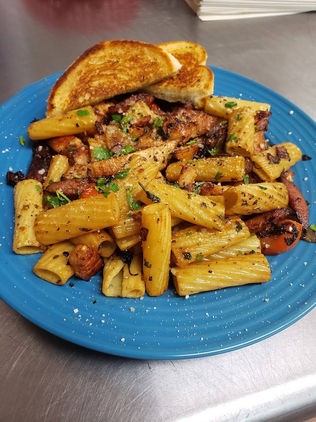 Zhays Bar and Grill | restaurant | 144 Vandiver Dr, Lincolnton, NC 28092, USA | 7042403833 OR +1 704-240-3833