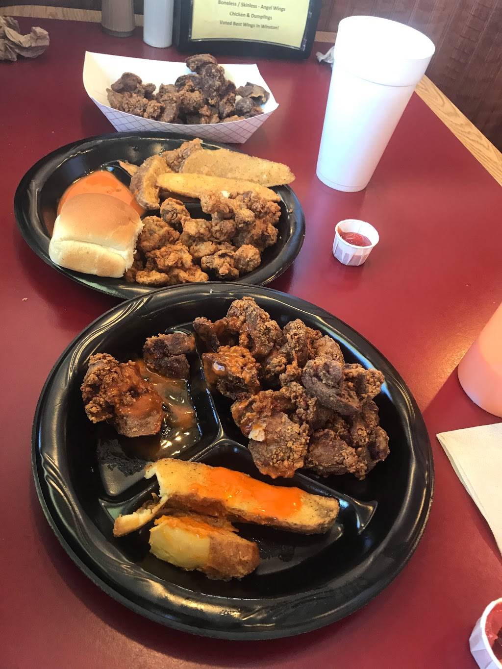 Mountain Fried Chicken | restaurant | 5954 University Pkwy, Winston-Salem, NC 27105, USA | 3367671676 OR +1 336-767-1676