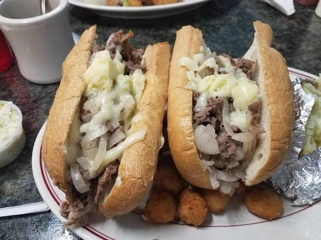 Harbor Inn Seafood | restaurant | 3220 Old Forest Rd, Lynchburg, VA 24501, USA | 4343856888 OR +1 434-385-6888