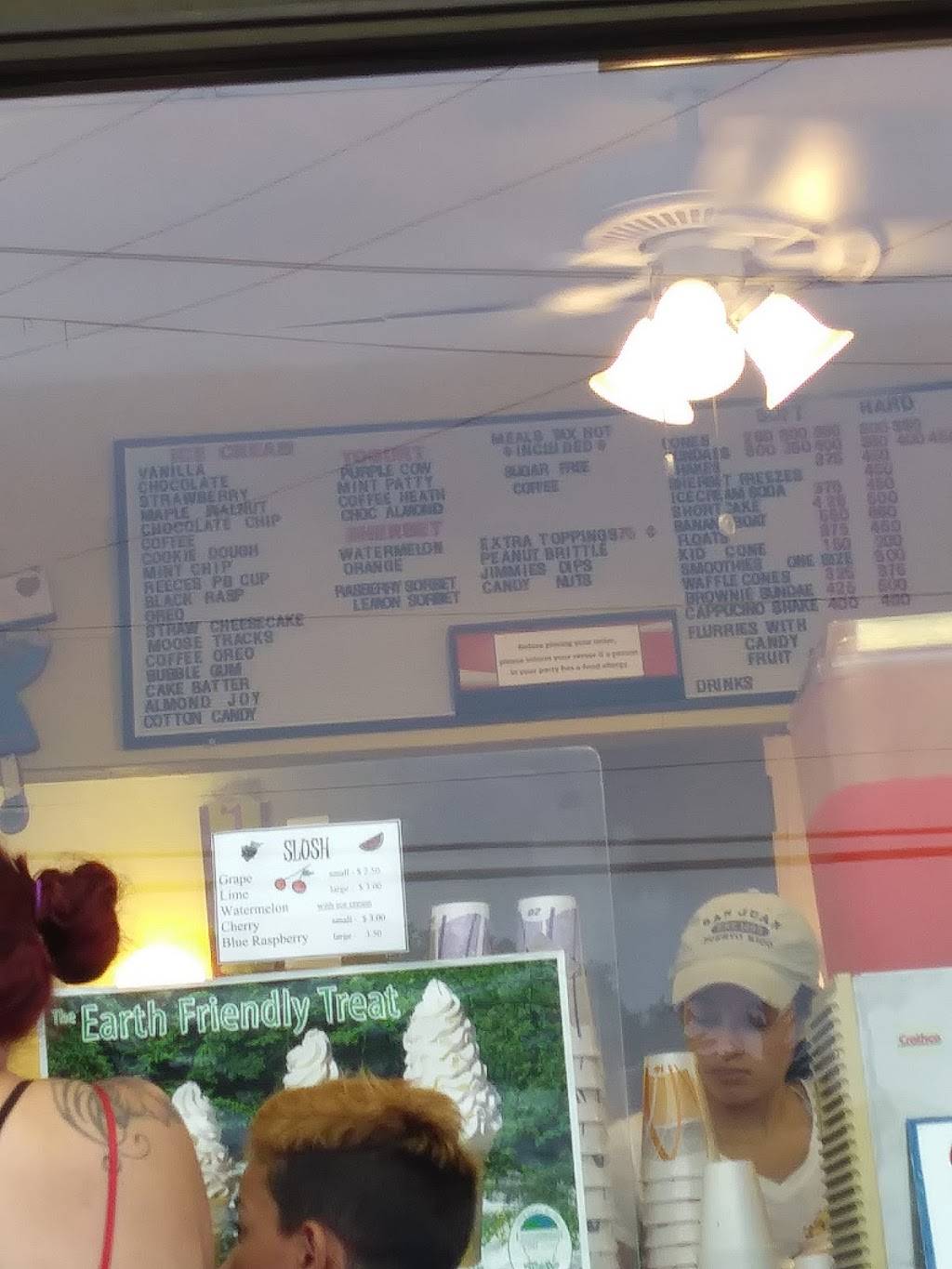 Carols Dairy Bar | restaurant | 310 Summer St, Fitchburg, MA 01420, USA | 9783429675 OR +1 978-342-9675