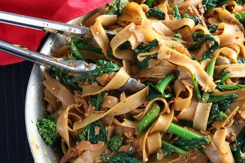 Simm Oriental Cuisine | restaurant | 33466 Havlik Dr, Scappoose, OR 97056, USA | 5035434099 OR +1 503-543-4099