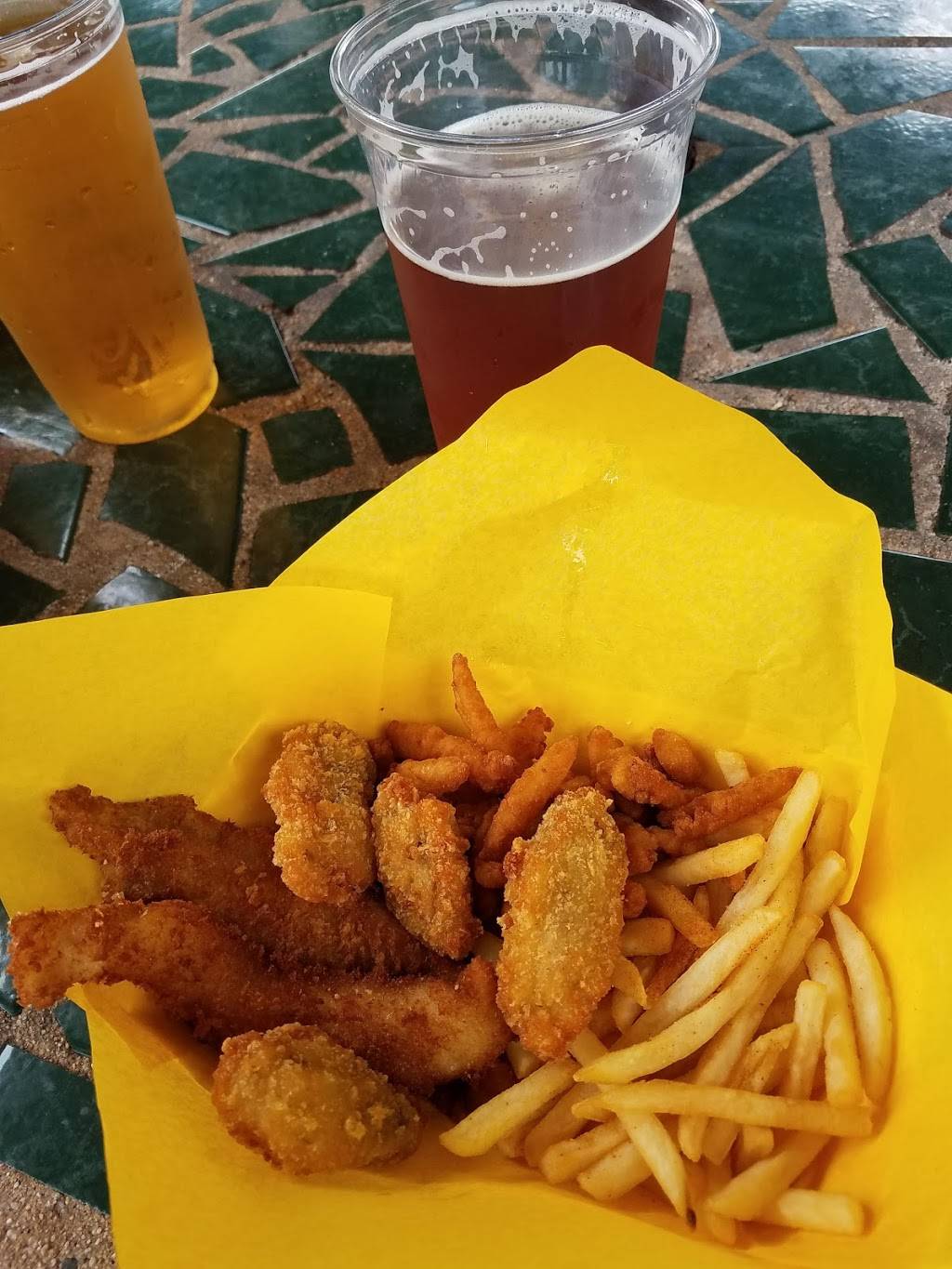 Marions Fish and Seafood Restaurant | restaurant | 879 W Harbor Dr, San Diego, CA 92101, USA | 6192331143 OR +1 619-233-1143