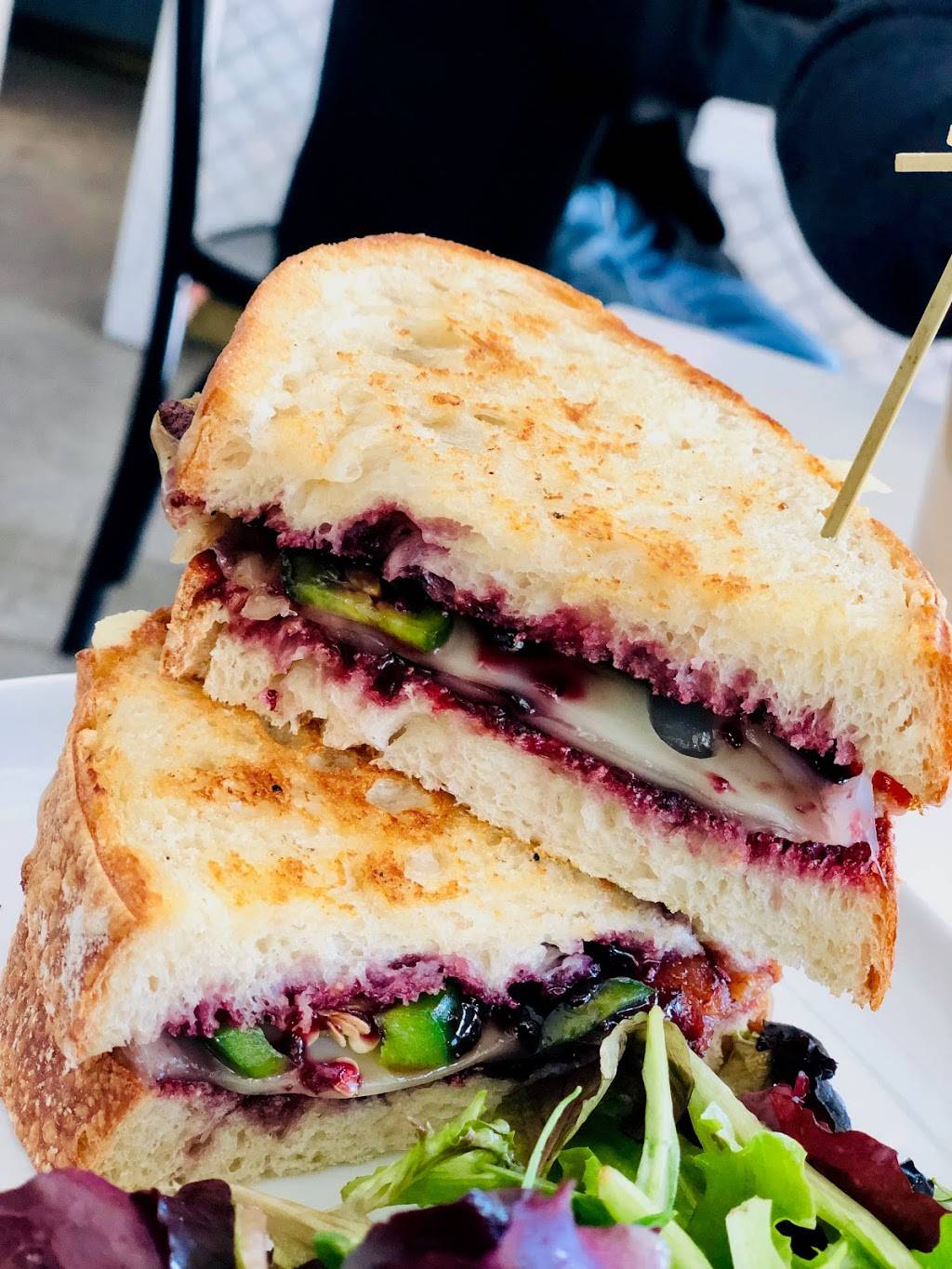 Society Kitchen | restaurant | 2901 Ocean Park Blvd #123, Santa Monica, CA 90405, USA | 3104524400 OR +1 310-452-4400