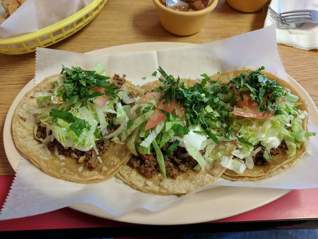 El Gallo | restaurant | 2547 W 111th St, Chicago, IL 60655, USA | 7732334510 OR +1 773-233-4510