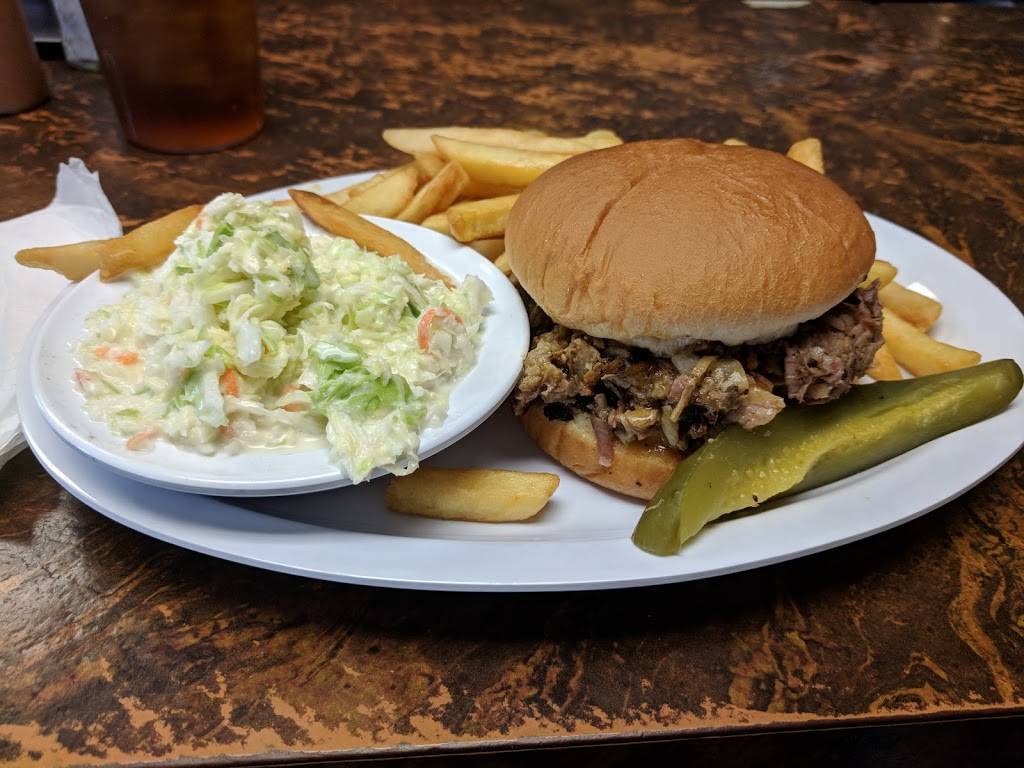 Georgia Pig BBQ & Restaurant | restaurant | 1285 S State Rd 7, Fort Lauderdale, FL 33317, USA | 9545874420 OR +1 954-587-4420