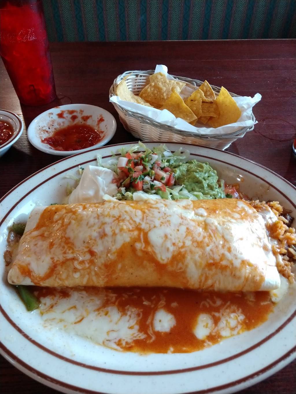 Plaza Mexico | restaurant | 701 S Grand Ave, Charles City, IA 50616, USA | 6412285600 OR +1 641-228-5600