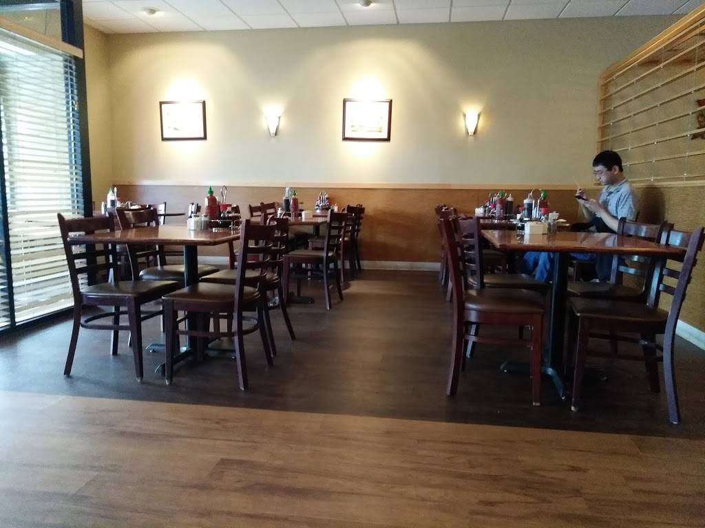 Saigon Noodles Restaurant | restaurant | 6754 Odana Rd, Madison, WI 53719, USA | 6088279120 OR +1 608-827-9120