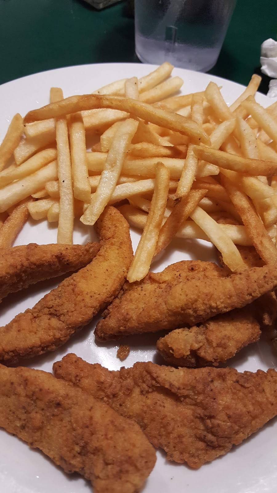 Cahoots Restaurant | restaurant | 114 Market St W, Fayetteville, TN 37334, USA | 9314331173 OR +1 931-433-1173