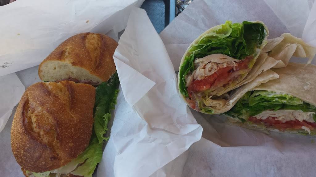 Luigis Deli and Market | meal takeaway | 537 Main St, Martinez, CA 94553, USA | 9252298920 OR +1 925-229-8920