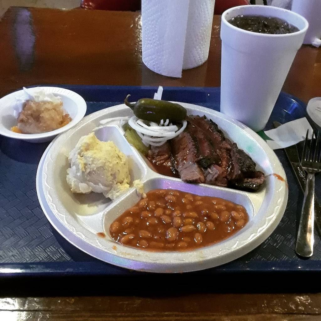 Hoegemeyers Barbeque Barn | restaurant | 711 Concrete St, Corpus Christi, TX 78401, USA | 3618844227 OR +1 361-884-4227