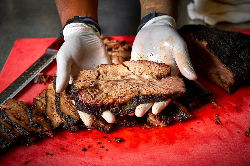 Soul & Smoke - Avondale | restaurant | 3517 N Spaulding Ave, Chicago, IL 60618, USA | 8478592732 OR +1 847-859-2732