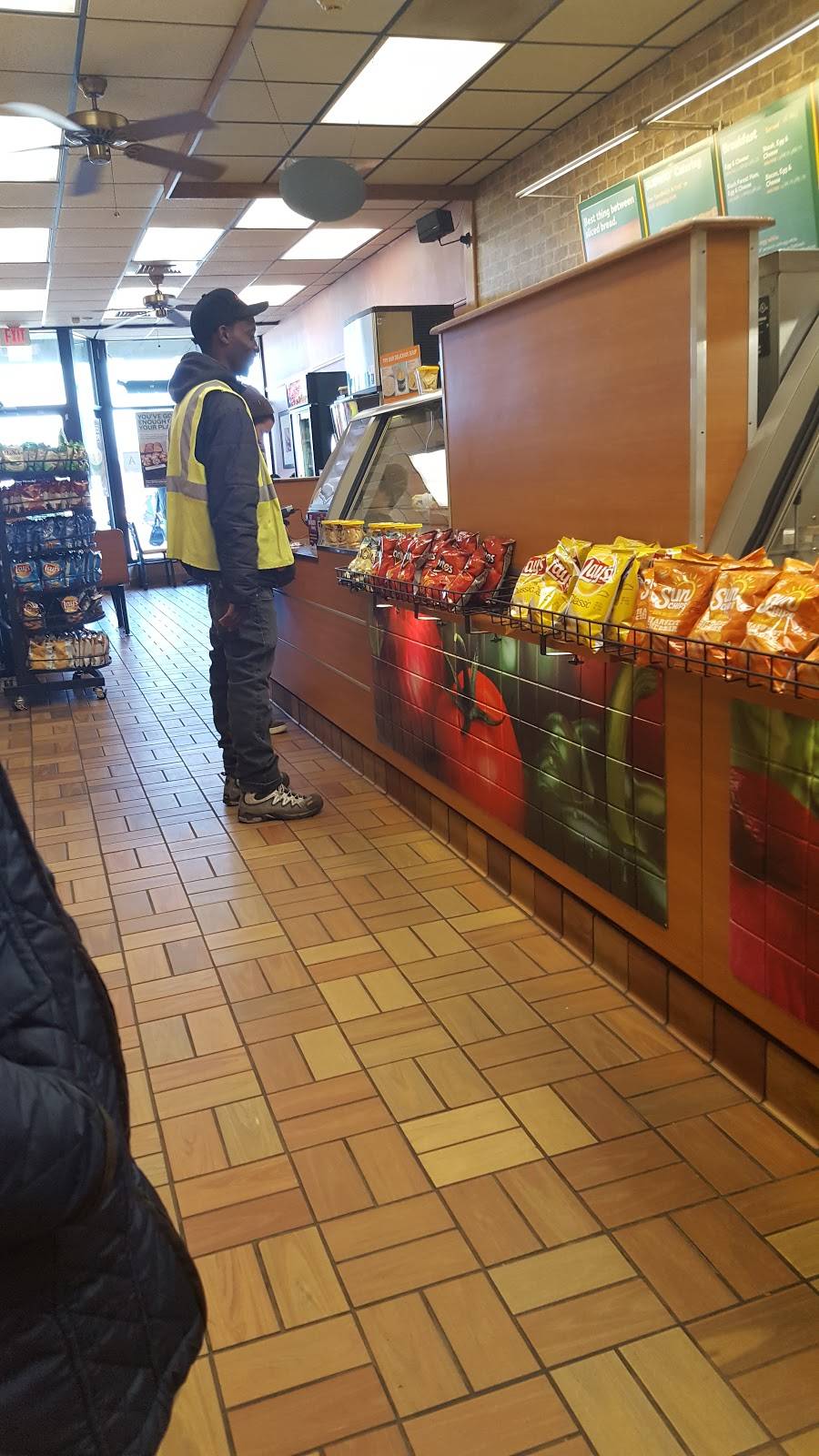 Subway | restaurant | 2100 Dixwell Ave, Hamden, CT 06514, USA | 2032886954 OR +1 203-288-6954