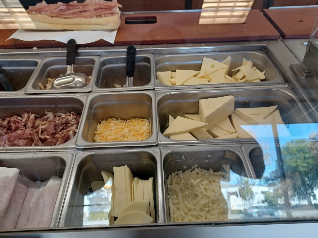 Subway | restaurant | 707 W 2nd St, San Bernardino, CA 92410, USA | 9093848168 OR +1 909-384-8168