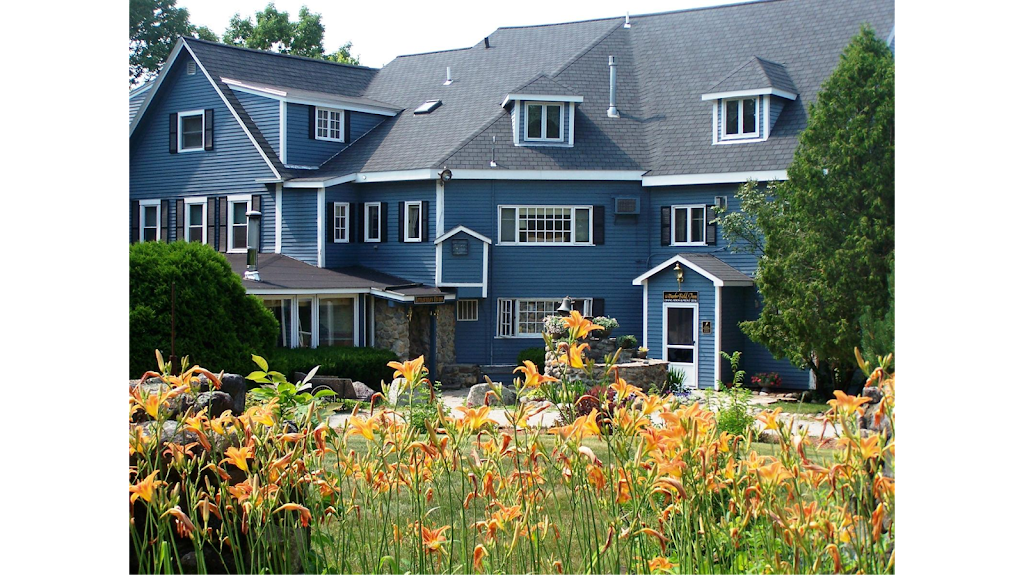 Darby Field Inn | restaurant | 185 Chase Hill Rd, Albany, NH 03818, USA | 6034472181 OR +1 603-447-2181