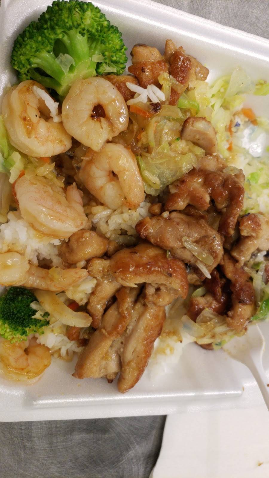 Sarku Japan | restaurant | 5300 S 76th St, Greendale, WI 53129, USA | 4144231193 OR +1 414-423-1193