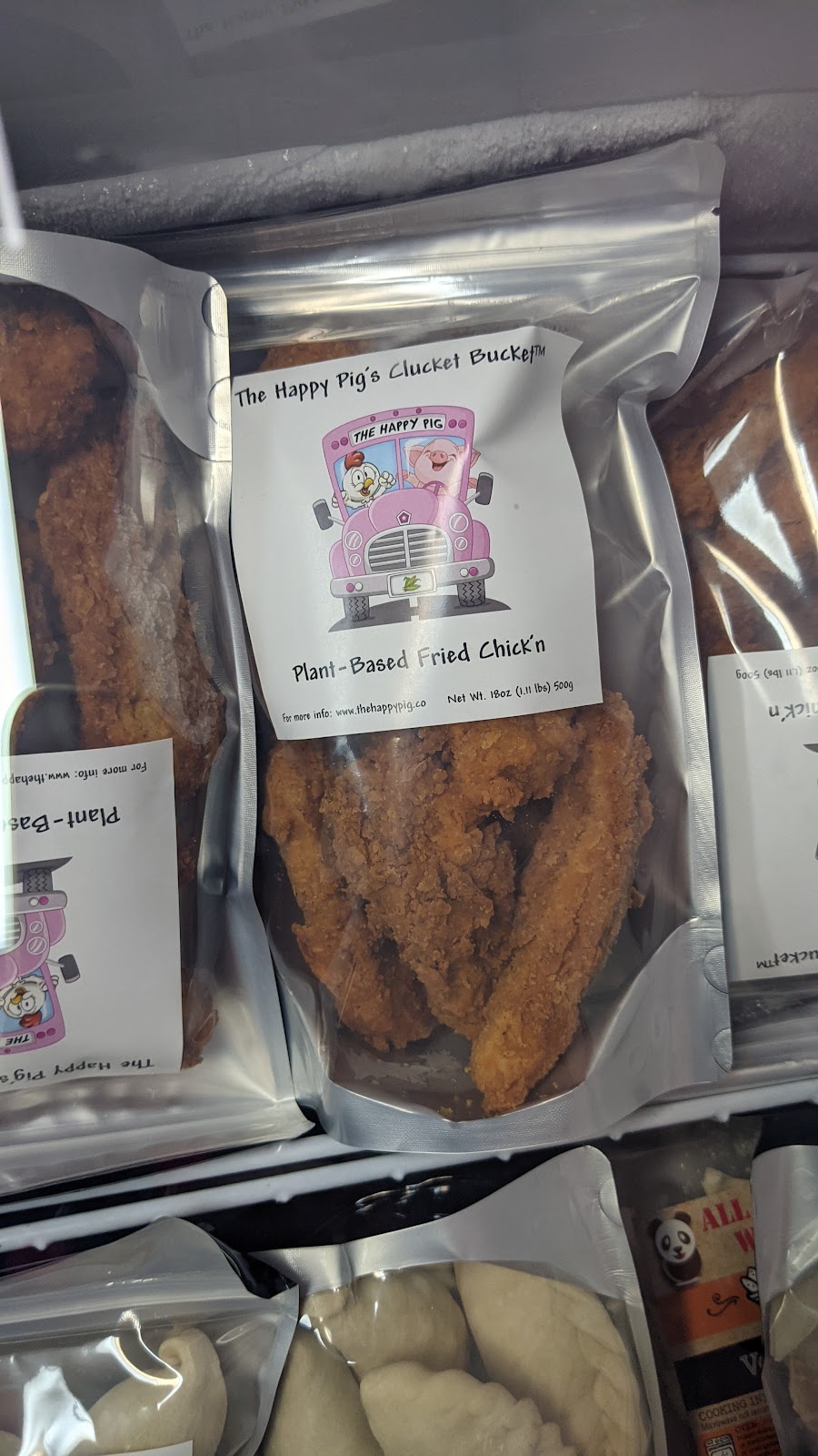 The Happy Pig Vegan Comfort Food and Market | restaurant | 1503 Bellmore Ave, North Bellmore, NY 11710, USA | 5166365040 OR +1 516-636-5040