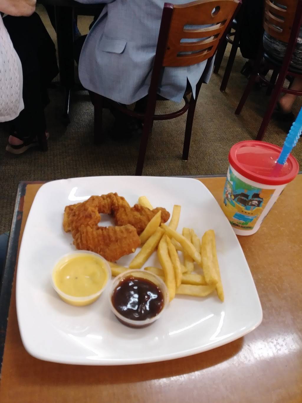 Flavors Around The Square ~ F.A.T.S. | restaurant | 25 S St Clair St, Painesville, OH 44077, USA | 4403503657 OR +1 440-350-3657